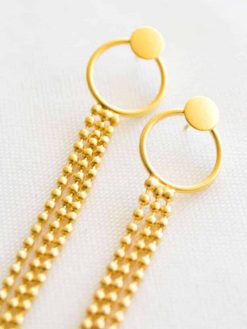 Gold curling earrings