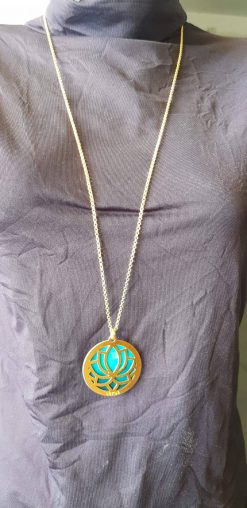 Two-sided lotus chain